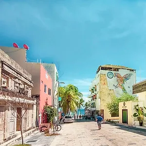 Lezzoto 2.5 Playa del Carmen